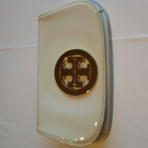 Tory Burch Logo Clutch